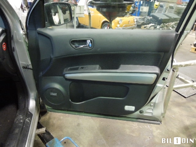 Nissan X-Trail 2007-2014 (T31) (T31), Motorkode: M9R, Girkassekode: 30400JG71B