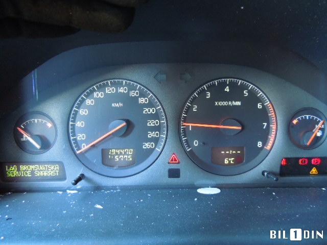 Volvo V70 2000-2004 (Type II, Fase 1) , Motorkode: 6900484;B5244S2, Girkassekode: 9482157