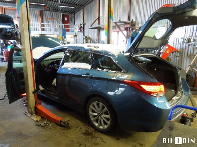 Hyundai i40 2012-2017 , Motorkode: D4FD, Girkassekode: 