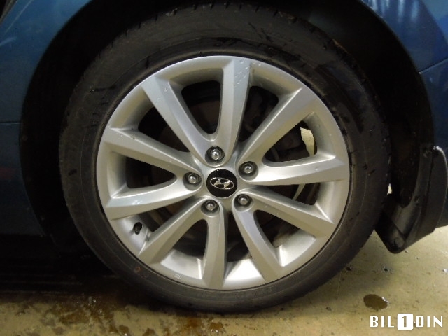Hyundai i40 2012-2017 , Motorkode: D4FD, Girkassekode: 