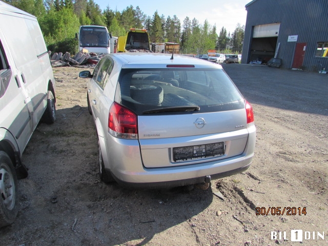 Opel Signum 2003-2006 , Motorkode: Y20DTH, Girkassekode: MG1  5TRINNS