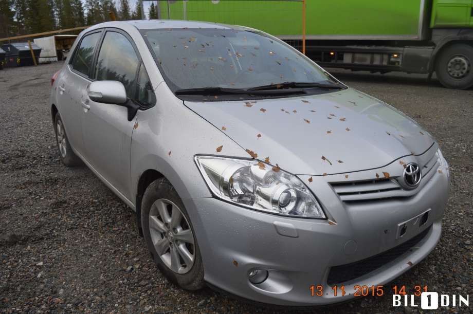 Toyota Auris 2010-2012 (Type I, Fase 2) , Motorkode: 1ND-TV, Girkassekode: 30300-12D91