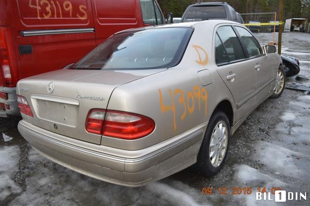 Mercedes E-Klasse 2000-2002 (Fase 2) (W210) (W210), Motorkode: M111.957, Girkassekode: 722.616