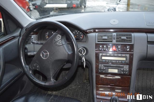 Mercedes E-Klasse 2000-2002 (Fase 2) (W210) (W210), Motorkode: M111.957, Girkassekode: 722.616