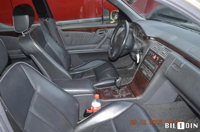 Mercedes E-Klasse 2000-2002 (Fase 2) (W210) (W210), Motorkode: M111.957, Girkassekode: 722.616
