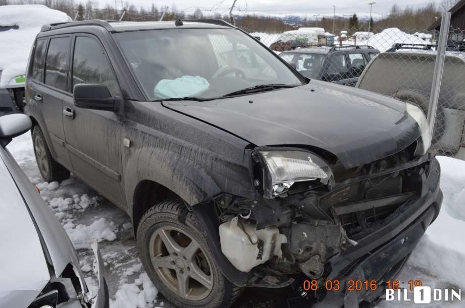 Nissan X-Trail 2002-2007 (T30) (T30), Motorkode: QR20DE, Girkassekode: 32010EQ000