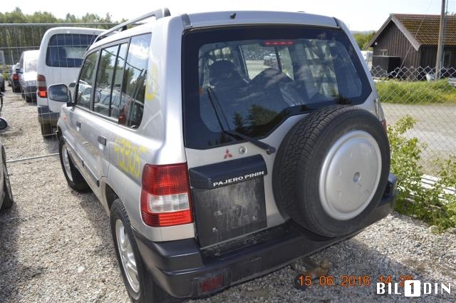Mitsubishi Pajero 2000-2006 (Type III) , Motorkode: 4G94, Girkassekode: MR553728