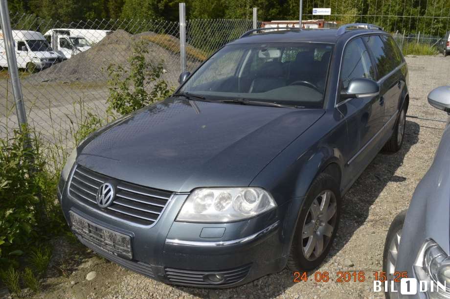 VW Passat 2001-2005 (B5,3BG) (B5,3BG), Motorkode: AVF, Girkassekode: HCN / 01E300049QX
