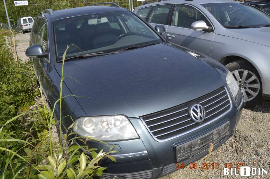 VW Passat 2001-2005 (B5,3BG) (B5,3BG), Motorkode: AVF, Girkassekode: HCN / 01E300049QX