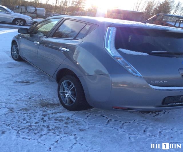 Nissan Leaf 2011-2017 (Type I) , Motorkode: EM57;EM61, Girkassekode: 