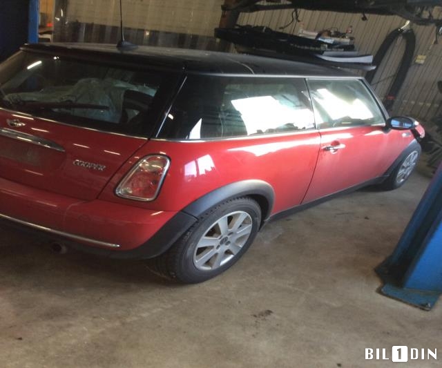 Mini One/Cooper 2001-2007 (R50-53) (R50-53), Motorkode: W10-B16, Girkassekode: 