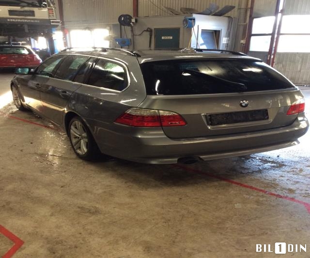 BMW 5-Serie 2003-2010 (E60/E61) (E60/E61), Motorkode: N47-D20C, Girkassekode: 24007590130