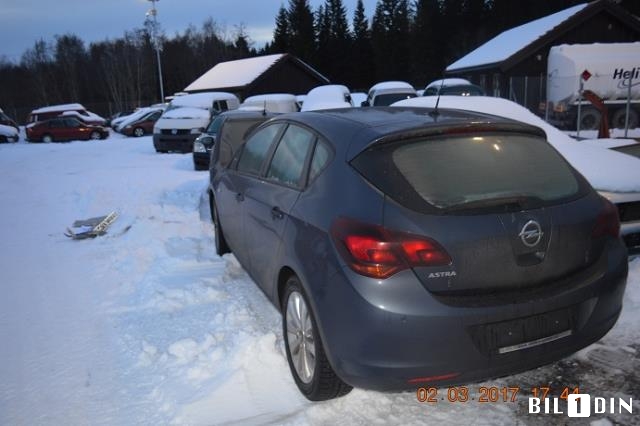 Opel Astra J 2010-2015 , Motorkode: A16XER, Girkassekode: 95514981/701513