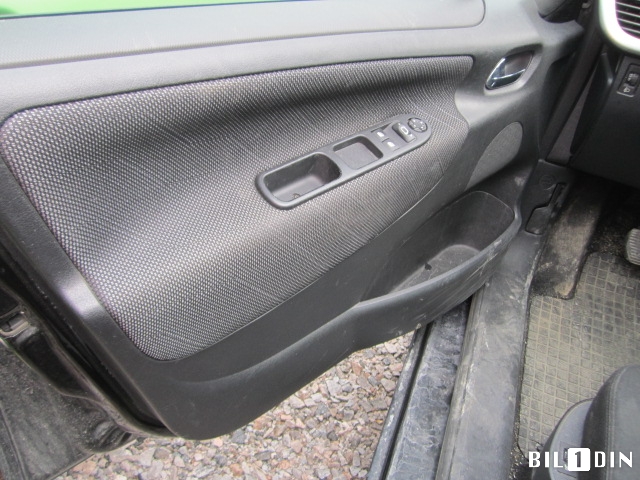 Peugeot 207 2006-2012 , Motorkode: 9HV;9HX, Girkassekode: