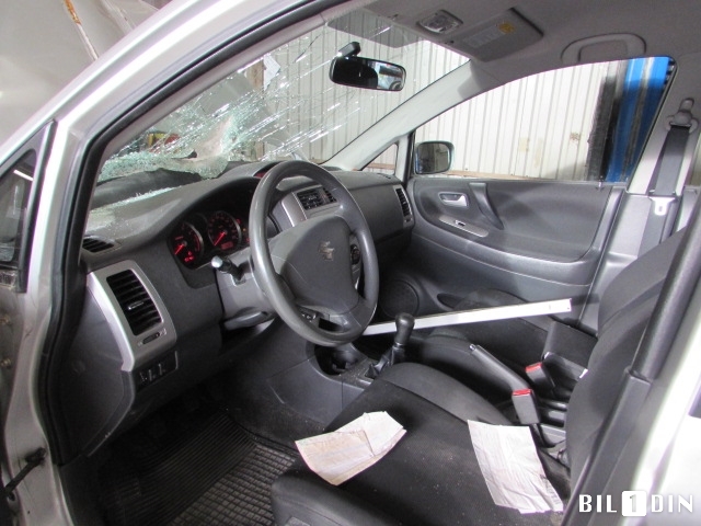 Suzuki Liana 2004-2010 (Fase 2) , Motorkode: M16A, Girkassekode: 