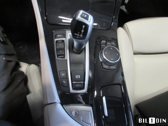 BMW 5-Serie 2010-2017 (F10/F11) (F10/F11), Motorkode: B47-D20A, Girkassekode: 