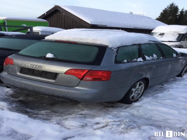 Audi A4 2004-2008 (Type III) (B7) (B7), Motorkode: ALZ, Girkassekode: HFC