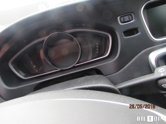 Volvo V40 2012-2019 , Motorkode: D4162T, Girkassekode: