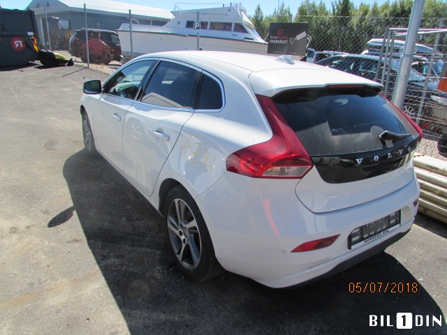 Volvo V40 2012-2019 , Motorkode: D4162T, Girkassekode: 6-PSHIFT 2WD / MPS6