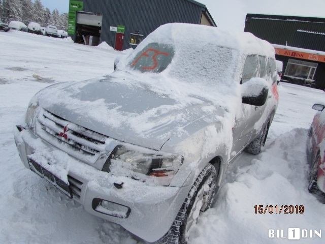 Mitsubishi Pajero 2000-2006 (Type III) , Motorkode: 4M41, Girkassekode: 