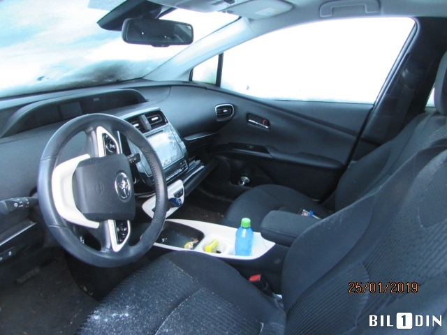Toyota Prius 2016-2023 (Type IV) (combi) (combi), Motorkode: 2ZR-FXE, Girkassekode: