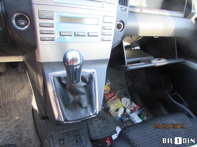 Toyota Verso 2004-2009 (Type II) , Motorkode: 2AD-FTV, Girkassekode: