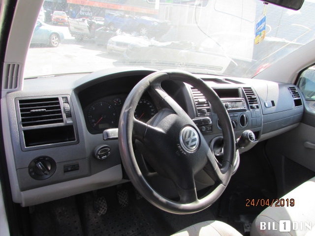 VW Transporter / Caravelle 2003-2009 (Fase 1) (T5) (T5), Motorkode: AXD;BNZ, Girkassekode: