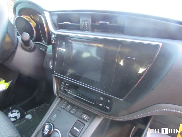 Toyota Auris 2015-2019 (Type II, Fase 2) , Motorkode: 2ZR-FXE, Girkassekode: