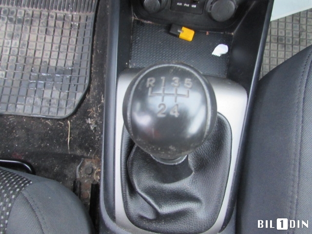 Hyundai i30 2007-2012 (Type I) , Motorkode: D4FB-L, Girkassekode: ZH08