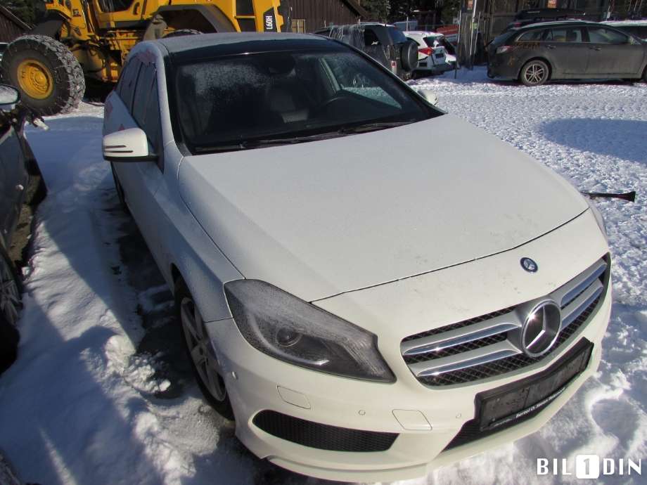 Mercedes A-Klasse 2012-2018 (W176) (W176), Motorkode: M270.910, Girkassekode: 