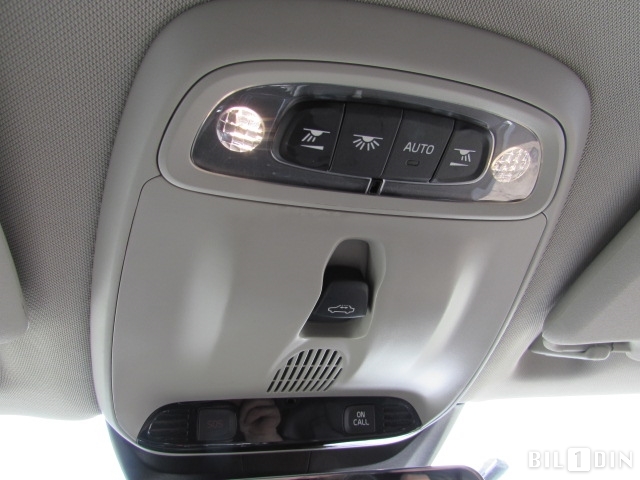 Volvo V40 2012-2019 , Motorkode: D4162T, Girkassekode: 