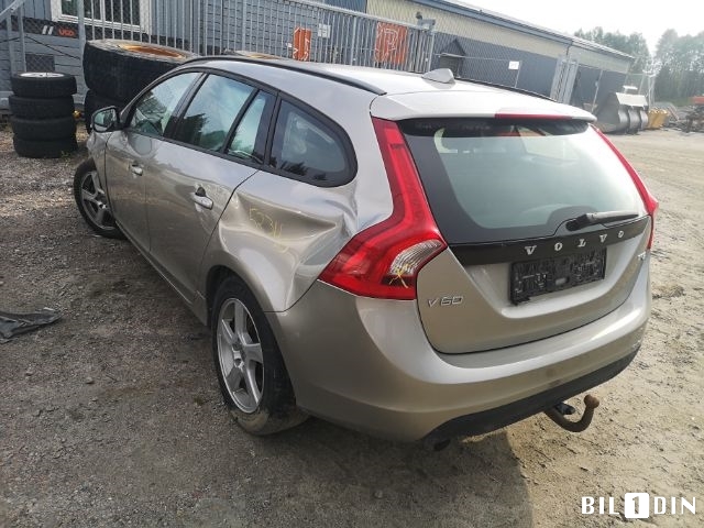 Volvo V60 2010-2013 (Type I, Fase 1) , Motorkode: D4162T, Girkassekode: 