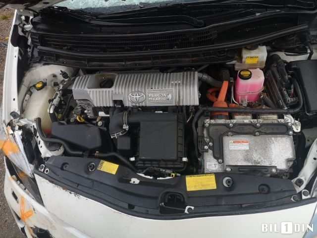 Toyota Prius 2009-2016 (Type III) (COMBI) (COMBI), Motorkode: 2ZR-FXE, Girkassekode: 