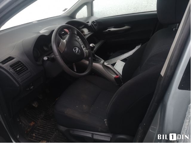 Toyota Auris 2007-2010 (Type I, Fase 1) , Motorkode: 1ND-TV, Girkassekode: 
