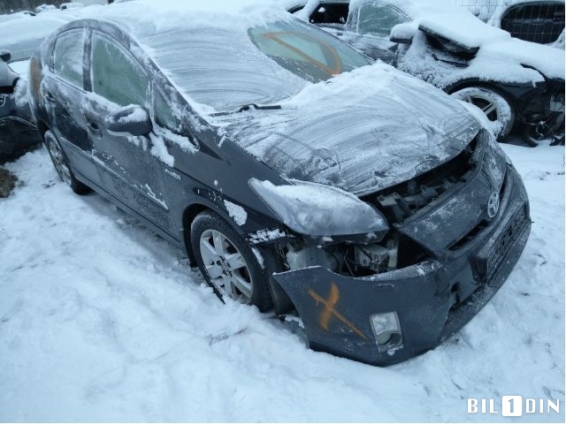 Toyota Prius 2009-2016 (Type III) (COMBI) (COMBI), Motorkode: 2ZR-FXE, Girkassekode: 