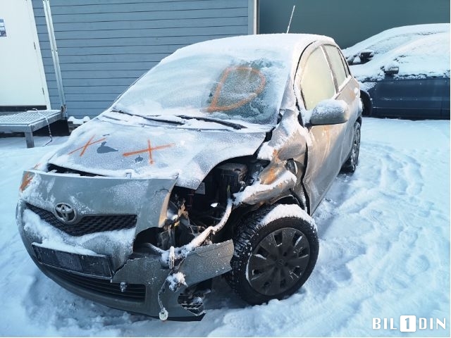 Toyota Yaris 2009-2011 (Type II, Fase 2) , Motorkode: 1NR-FE, Girkassekode: