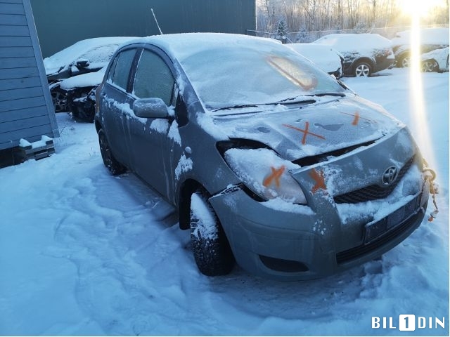 Toyota Yaris 2009-2011 (Type II, Fase 2) , Motorkode: 1NR-FE, Girkassekode: