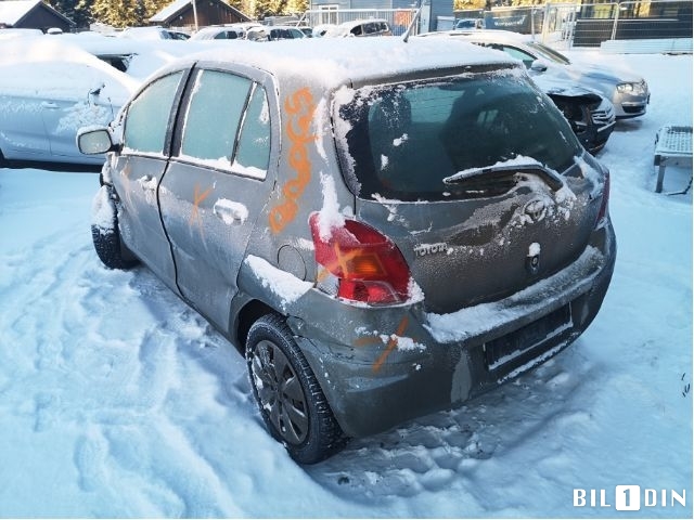Toyota Yaris 2009-2011 (Type II, Fase 2) , Motorkode: 1NR-FE, Girkassekode: