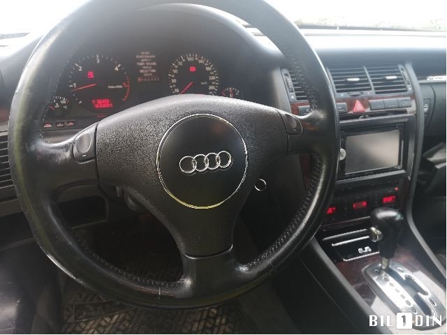 Audi A8 1995-2002 (Type I) , Motorkode: AKF, Girkassekode: 