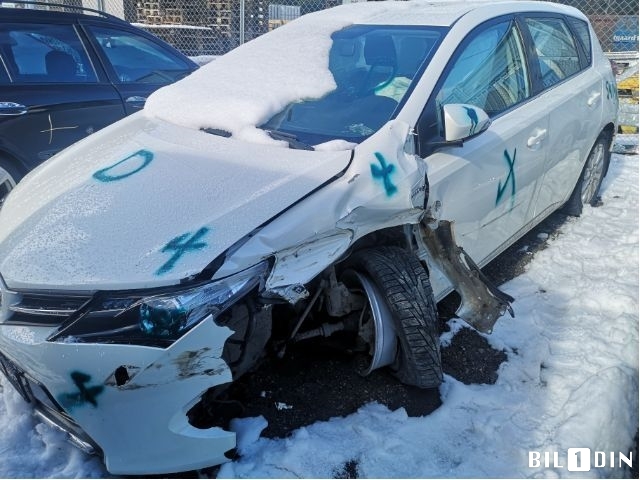 Toyota Auris 2013-2015 (Type II, Fase 1) , Motorkode: 2ZR-FXE, Girkassekode: 