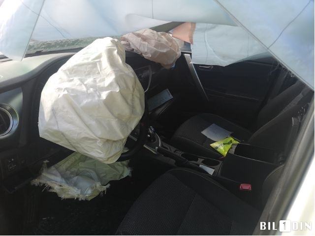Toyota Auris 2013-2015 (Type II, Fase 1) , Motorkode: 2ZR-FXE, Girkassekode: 
