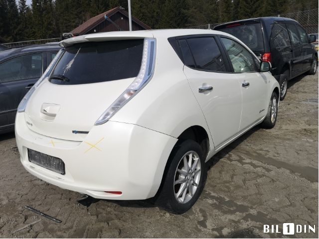 Nissan Leaf 2011-2017 (Type I) , Motorkode: EM61, Girkassekode:
