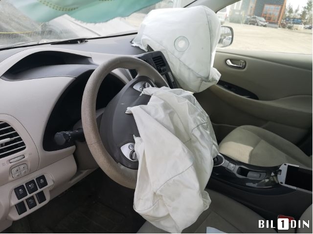 Nissan Leaf 2011-2017 (Type I) , Motorkode: EM61, Girkassekode: