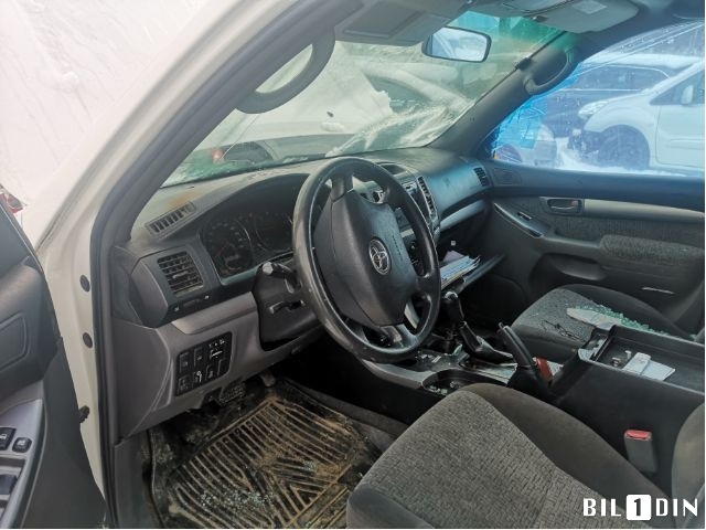 Toyota Land Cruiser 120 2002-2009 , Motorkode: 1KD-FTV, Girkassekode: 