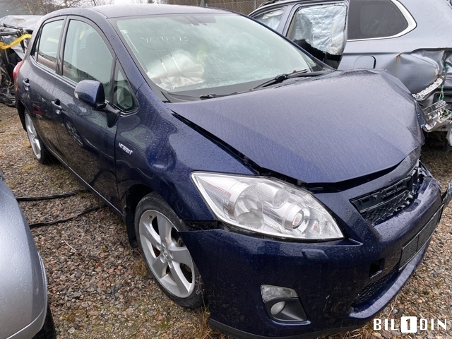 Toyota Auris 2010-2012 (Type I, Fase 2) , Motorkode: 2ZR-FXE, Girkassekode: