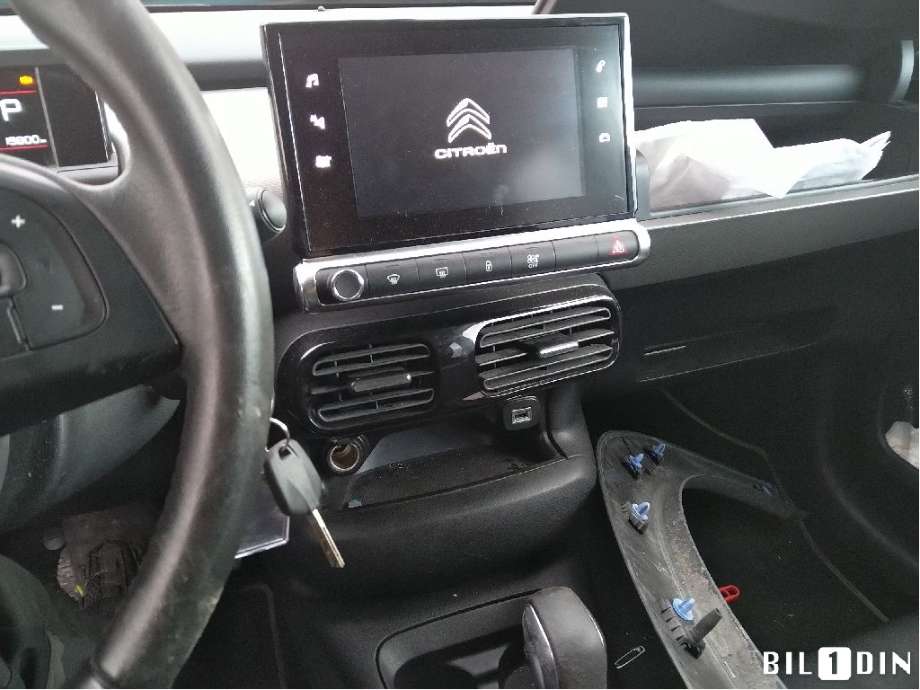 Citroën C4, Cactus 2018-2021 (Fase 2) , Motorkode: HNZ, Girkassekode: 