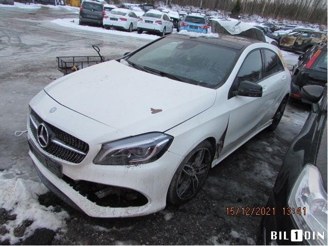 Mercedes A-Klasse 2012-2018 (W176) (W176), Motorkode: M270.910, Girkassekode: