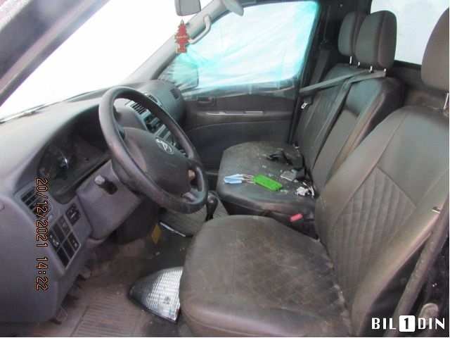 Toyota Hiace 2007-2012 (Fase 3) , Motorkode: 2KD-FTV, Girkassekode: