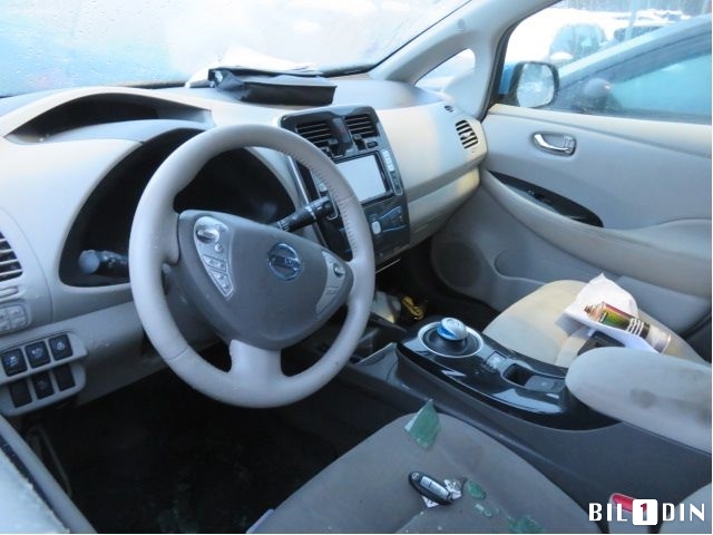 Nissan Leaf 2011-2017 (Type I) , Motorkode: EM61, Girkassekode: