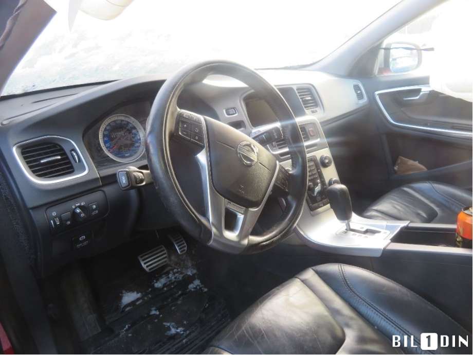 Volvo V60 2010-2013 (Type I, Fase 1) , Motorkode: D4162T, Girkassekode: 